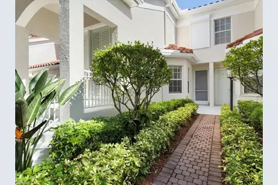 200 L Ambiance Cir #102, Naples, FL 34108 - Photo 3