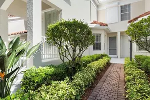 200 L'Ambiance Cir, Naples, FL 34108 - Photo 3