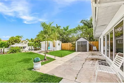 1589 Osprey Ave, Naples, FL 34102 - Photo 23