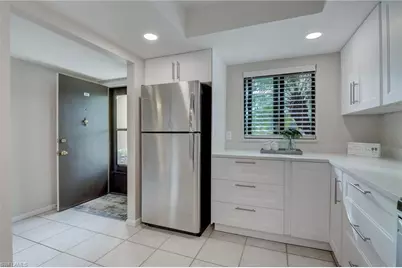 4610 Chantelle Dr #P103, Naples, FL 34112 - Photo 11