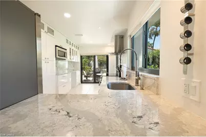 845 Reef Point Cir, Naples, FL 34108 - Photo 5