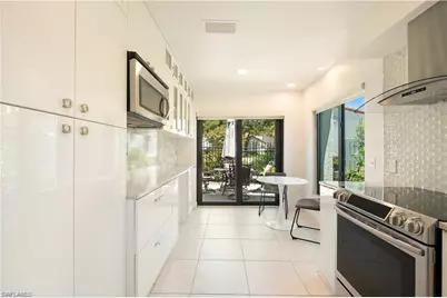 845 Reef Point Cir, Naples, FL 34108 - Photo 7