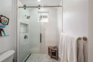 8957 Shenendoah Cir, Naples, FL 34113 - Photo 31