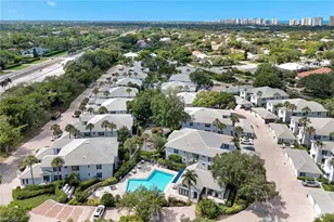 7087 Barrington Cir, Naples, FL 34108 - Photo 37