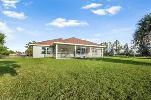 533 Willowbrook Dr, Lehigh Acres, FL 33972 - Photo 29