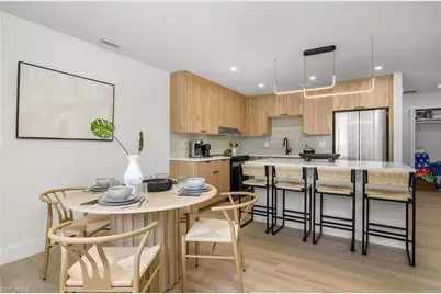 2616 Lakeview Dr, Naples, FL 34112 - Photo 9