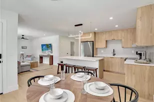 2616 Lakeview Dr, Naples, FL 34112 - Photo 27