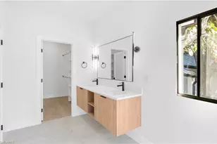 2616 Lakeview Dr, Naples, FL 34112 - Photo 33