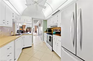 1977 Gulf Shore Blvd N, Naples, FL 34102 - Photo 19