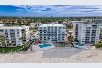 1977 Gulf Shore Blvd N #302, Naples, FL 34102 - Photo 43