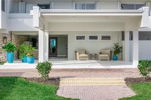 1977 Gulf Shore Blvd N, Naples, FL 34102 - Photo 37