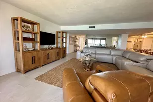 10951 Gulf Shore Dr, Naples, FL 34108 - Photo 3