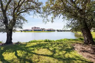 673 Vintage Reserve Cir, Naples, FL 34119 - Photo 23