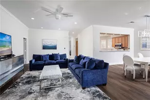 673 Vintage Reserve Cir, Naples, FL 34119 - Photo 9