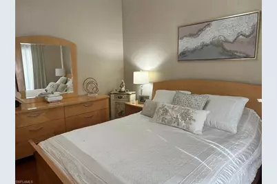 6631 Middlesex Pl, Naples, FL 34104 - Photo 15