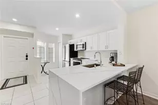 9185 Celeste Dr, Naples, FL 34113 - Photo 3