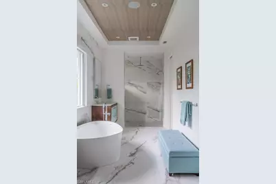 355 7th Ave S, Naples, FL 34102 - Photo 17