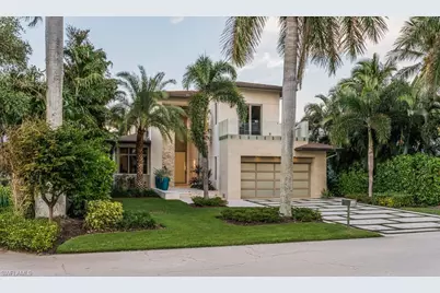 355 7th Ave S, Naples, FL 34102 - Photo 1