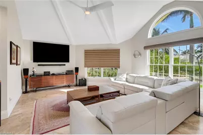 1275 Cobia Ct, Naples, FL 34102 - Photo 13