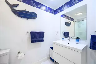 601 Beachwalk Cir, Naples, FL 34108 - Photo 15