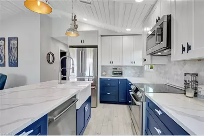 193 Cocohatchee St, Naples, FL 34110 - Photo 9