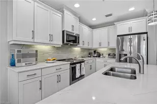 6960 Avalon Cir, Naples, FL 34112 - Photo 13