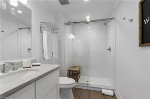 991 8th St S, Naples, FL 34102 - Photo 19