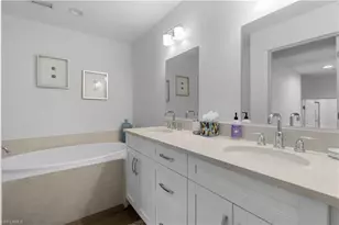 991 8th St S, Naples, FL 34102 - Photo 15