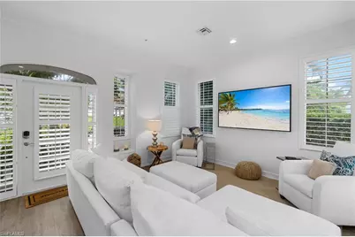 991 8th St S #1, Naples, FL 34102 - Photo 1