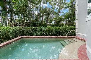 991 8th St S, Naples, FL 34102 - Photo 21