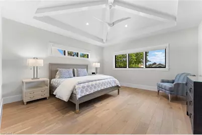 644 W Lake Dr, Naples, FL 34102 - Photo 27