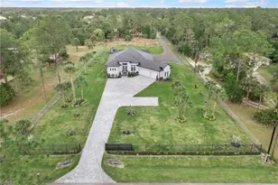 431 16th Ave NE, Naples, FL 34120 - Photo 11