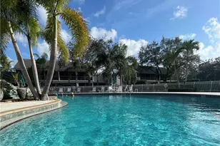 1090 Partridge Cir, Naples, FL 34104 - Photo 27