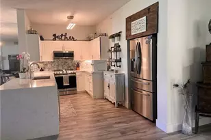 56 Silver Oaks Cir, Naples, FL 34119 - Photo 3