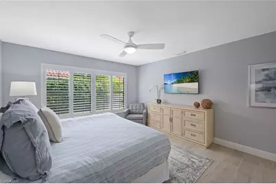 714 Reef Point Cir, Naples, FL 34108 - Photo 15