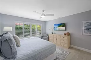 714 Reef Point Cir, Naples, FL 34108 - Photo 15