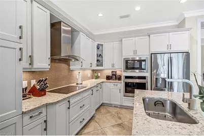 6487 Warwick Ave, Naples, FL 34113 - Photo 7