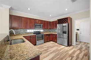 8542 Sumner Ave, Fort Myers, FL 33908 - Photo 7