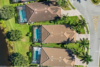 2906 Aviamar Cir, Naples, FL 34114 - Photo 3