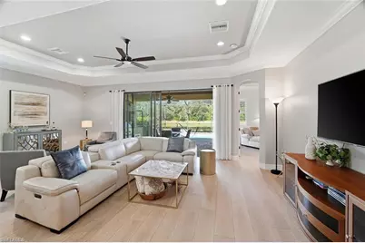2906 Aviamar Cir, Naples, FL 34114 - Photo 11