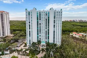 7515 Pelican Bay Blvd, Naples, FL 34108 - Photo 27