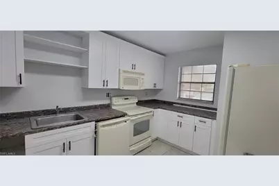 5233 Treetops Dr #Y102, Naples, FL 34113 - Photo 3