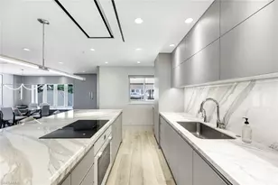 295 5th Ave S, Naples, FL 34102 - Photo 9