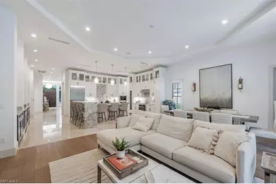 1844 Alamanda Dr, Naples, FL 34102 - Photo 9