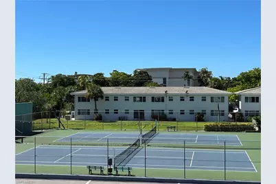 53 High Point Cir W #302, Naples, FL 34103 - Photo 11