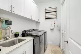 291 10th St SE, Naples, FL 34117 - Photo 29