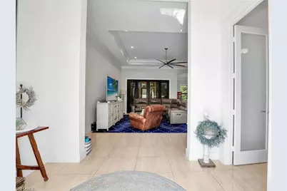 291 10th St SE, Naples, FL 34117 - Photo 7