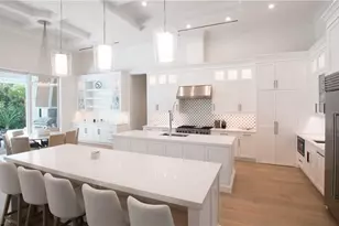 700 Wedge Dr, Naples, FL 34103 - Photo 7