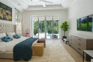 700 Wedge Dr, Naples, FL 34103 - Photo 17