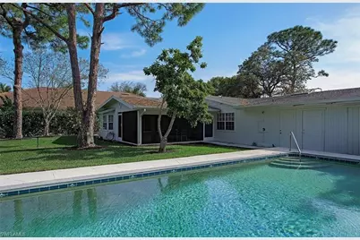 1281 Diana Ave, Naples, FL 34103 - Photo 3